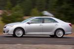 Toyota Camry XLE 2012 года